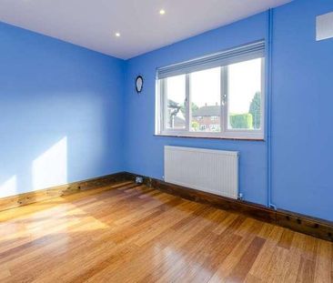 Bryanstone Close, Guildford, Gu, Guildford, GU2 - Photo 2