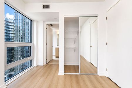 For Lease - 100 Queen Street Unit# 2515, Toronto, Ontario - Photo 4