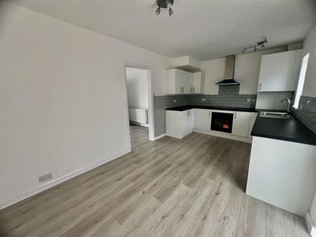 Brighton Road, Bensham, Gateshead - Photo 2