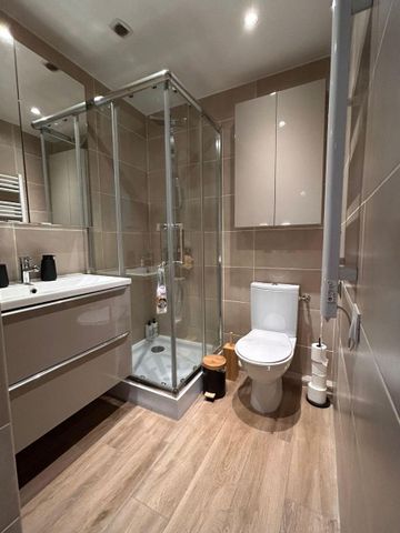 Location Appartement 2 pièces 27m² NICE 06100 - Photo 5