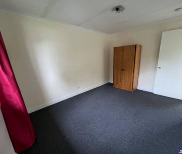 Unit in complex of 3 - Photo 2