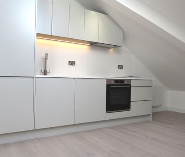 New Road, Brentwood - Photo 5