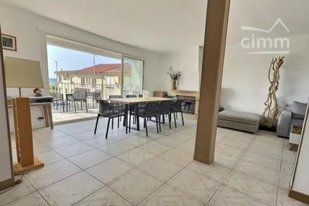 Superbe maison rénovée vue mer - Photo 5