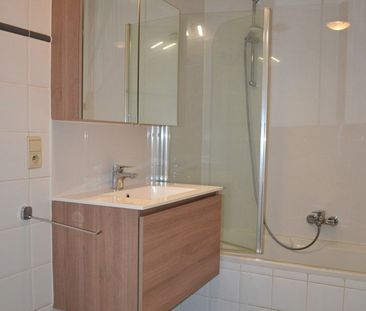 Appartement met 3 slaapkamers gelegen nabij het station - Foto 2