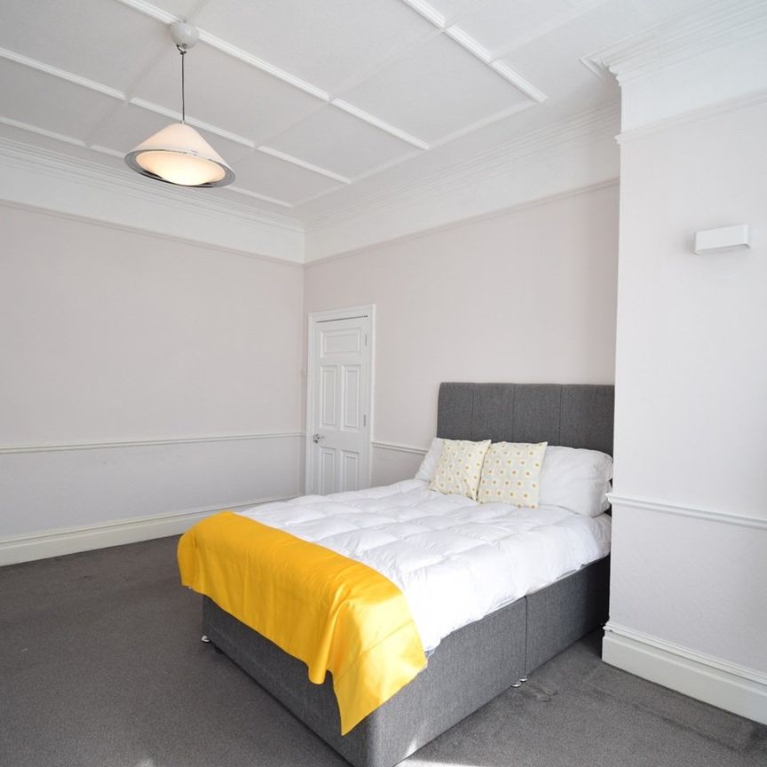 Room in a Shared House, James Avenue, NW2 - Photo 1