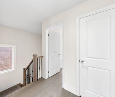 For Lease - 261 Seaview Heights, East Gwillimbury, Ontario - Photo 1