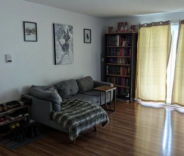 Terrebonne 41/2 - Photo 2