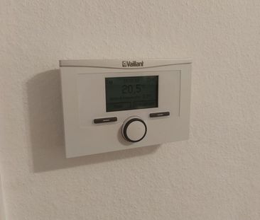 Helle und renovierte 2 Zimmer Wohnung - Foto 1