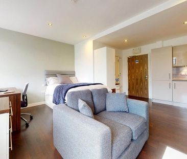 Studio to rent - Photo 1