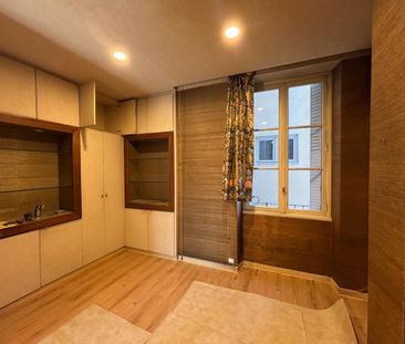 Location Appartement 4 pièces 132m² AVIGNON 84000 - Photo 3