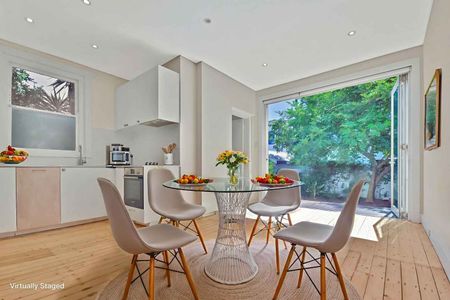 2/23 Gould Street Bondi Beach - Photo 2