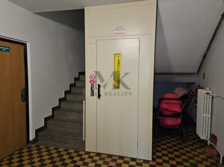 Pronájem zařízeného bytu 1+kk+lodžie, Mírová, Vimperk - Фото 5