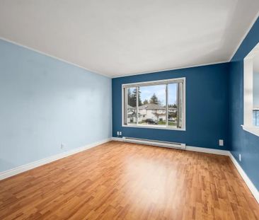 2775 B Myra Place - Upper - Photo 6