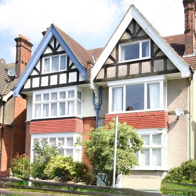 2 Bed Flat, Albert Road, SE25 - Photo 1