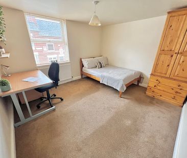 5 Bedrooms, 44 Irving Road – Student Accommodation Coventry - Photo 5