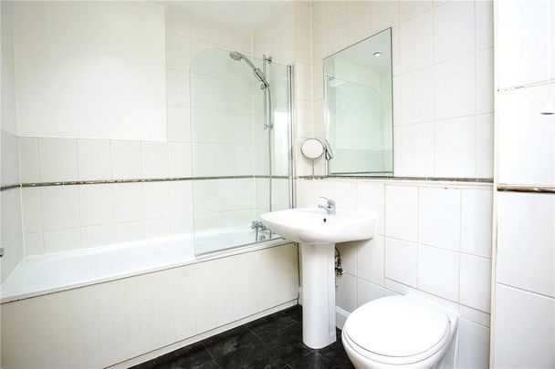 1 Bed Flat, Swan House, E15 - Photo 1