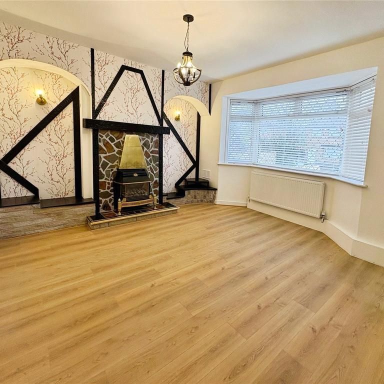 3 bedroom semi-detached house to rent - Photo 1