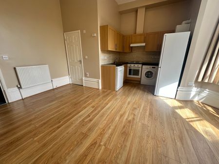 1 Bed Flat, Dover Place, BS8 - Photo 2