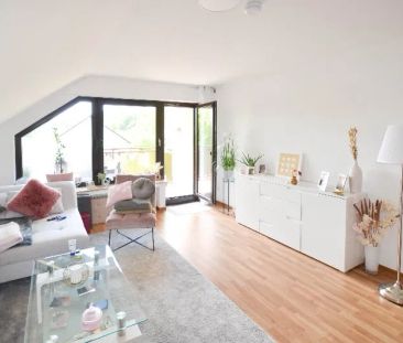 Gepflegte Dachgeschosswohnung mit Balkon in 53577 Neustadt/Wied - Foto 1