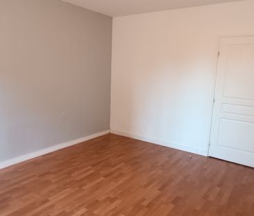 Location Appartement 3 pièces 78m² - Photo 3