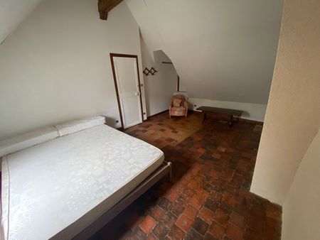 Location Maison 6 pièces 185m² - Photo 3