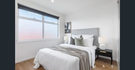 Yarraville Life Awaits - Photo 3