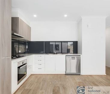 23 Fadden Mews, Officer - Photo 4