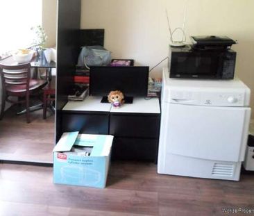 1 bedroom property to rent in London - Photo 2