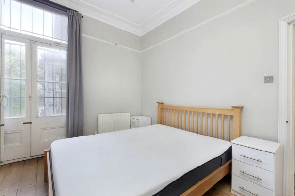 1 bedroom flat in Brixton - Photo 1