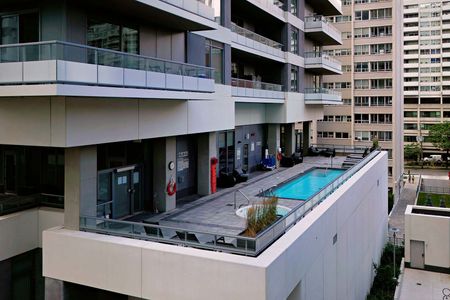 For Lease - 50 Dunfield Avenue Unit# 1018, Toronto, Ontario - Photo 3