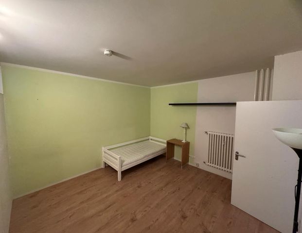 Wg zimmer möbiliert zu vermieten - Foto 1