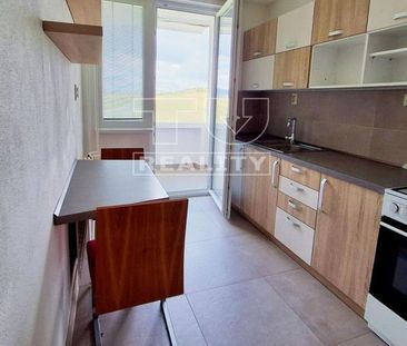 NA PRENÁJOM 2-IZBOVÝ BYT S LOGGIOU, ŽILINA-HÁJIK, 50m2 - Fotografia 5