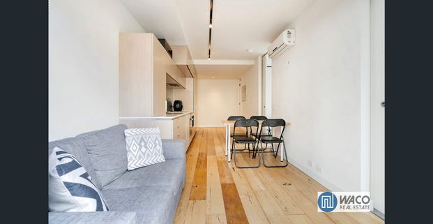 Modern 2-Bedroom Apartment Near Albert Park Lake -FURNISHED - Photo 1