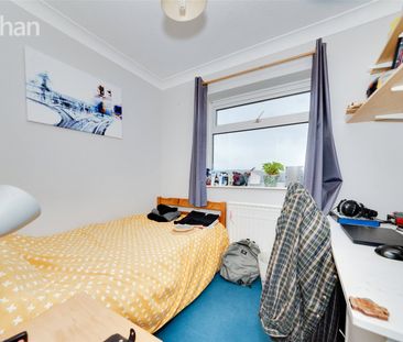 4 bedroom terraced house to rent - Photo 3