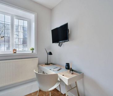 Studio to rent - Photo 6