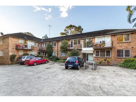 11/377 New Canterbury Road, Dulwich Hill NSW 2203 - House For Rent | Domain - Photo 5