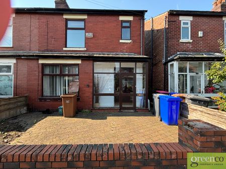 Longmead Road, Salford, M6 - Photo 2