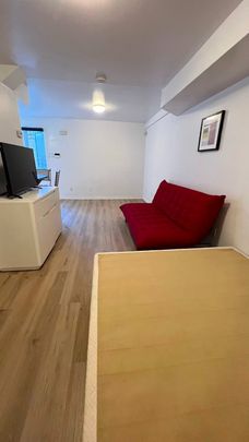 2B Hamilton Ottawa Canada - Photo 1