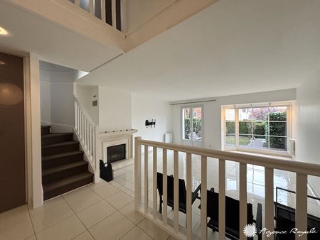 Location Maison 6 pièces 135m² ST GERMAIN EN LAYE 78100 - Photo 2