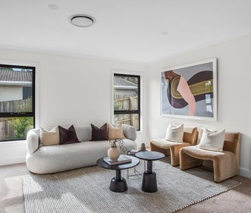 Refined Highlands Living - Photo 5