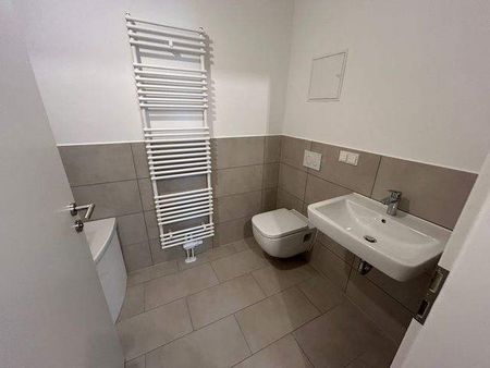 Attraktive 4-Zimmer Wohnung mit Terrasse und Garten zu vermieten! - Foto 3