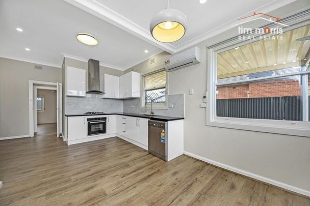 8 Torrens Crescent Pennington SA - Photo 1