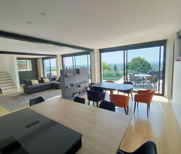 MAISON A LOUER - RILLIEUX LA PAPE - 218.86 m2 - 4 280 € charges com... - Photo 3