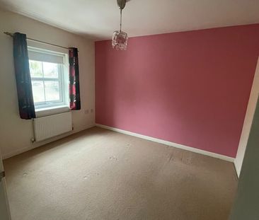 3 Bed Semi-Detached House, Rowans Crescent, NG6 - Photo 5