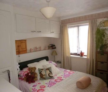 Park Road Shirley Southampton, SO15 - Photo 1