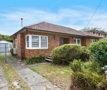 Delightful Family Home in a Sought After Area - Photo 1