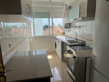 Apartamento T3 para arrendamento sem móveis no centro da Parede - Photo 2