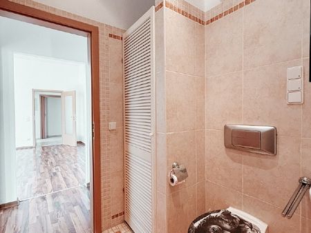 Lichtdurchflutet - zentrumsnahe Wohnung mit Ausblick - Photo 5