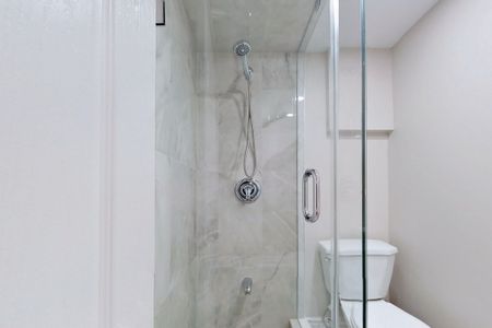 For Lease - 72 Treverton Drive, Toronto, Ontario - Photo 4