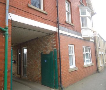 2 bedroom semi-detached house to rent - Photo 3